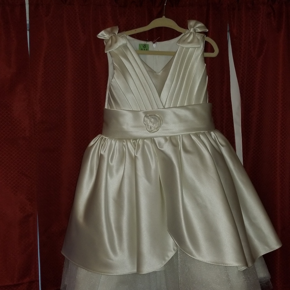 Girls formal Dress